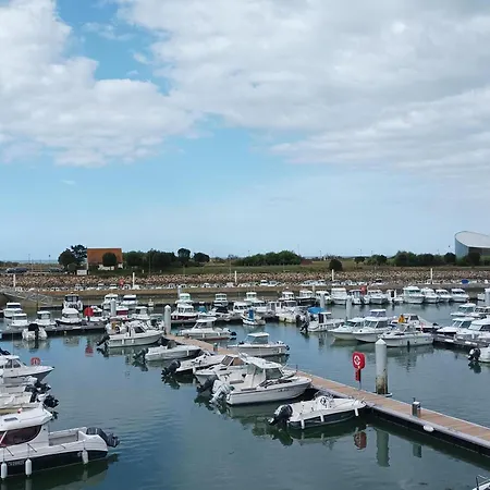 Apartment A Avec Vue Sur Port Et Parking - Fr-1-746-33 *