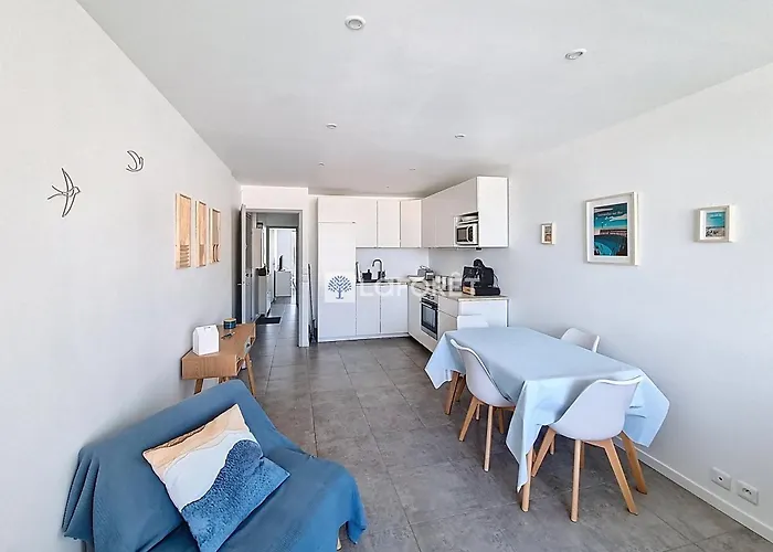 Avec Parking Et Wifi Pres De La - Fr-1-746-33 * Курсёль-сюр-Мер